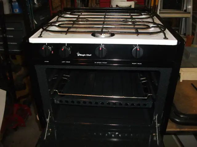 PROPANE STOVE - Photo 2