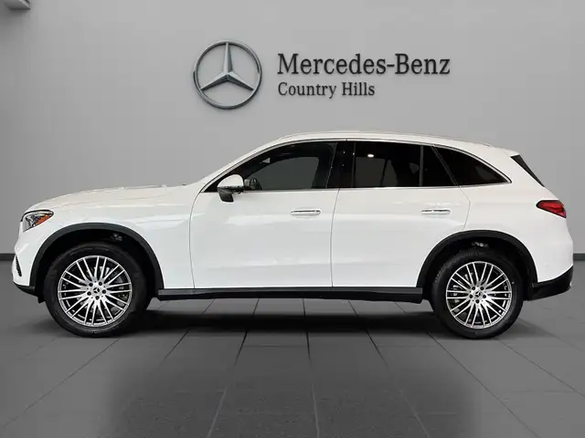 2023 Mercedes-Benz GLC300 4MATIC SUV One owner, great value! - Photo 2