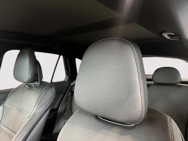 2023 Mercedes-Benz GLC300 4MATIC SUV One owner, great value! - Photo 11