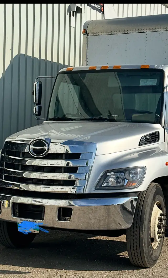 Driver Position - 5 Tons