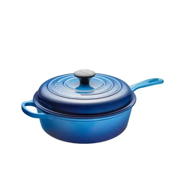 Le Creuset Covered Saute Pan - Photo 2