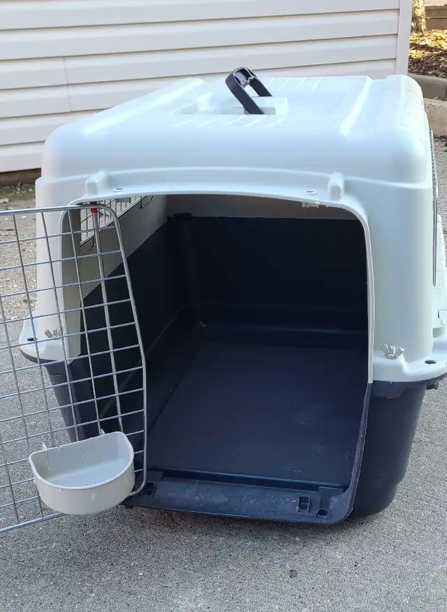 Dog Kennel - Photo 3