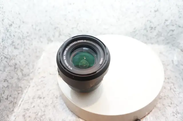 Panasonic 12-60mm OIS F3.5-5.6 G Lens - Good Condition - Photo 3