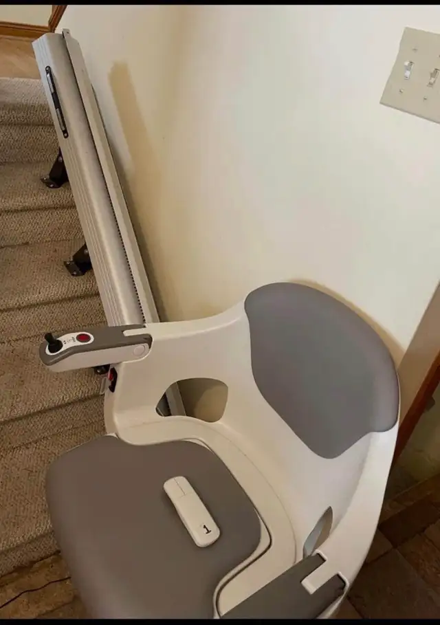 Stairlifts 2023 Pick Up Delivery Installation pls. call - Photo 4