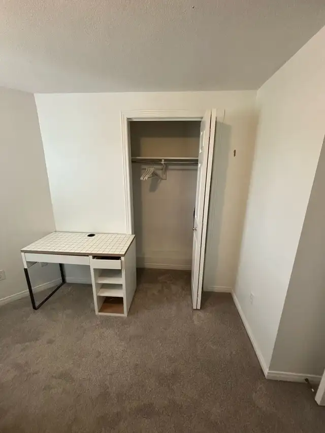 ROOM FOR RENT:  Munroe Crescent, Guelph ($950/mth) - Photo 2