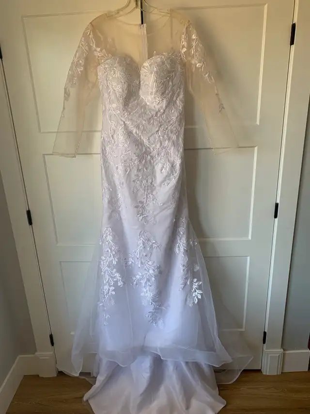 wedding dress - Photo 2