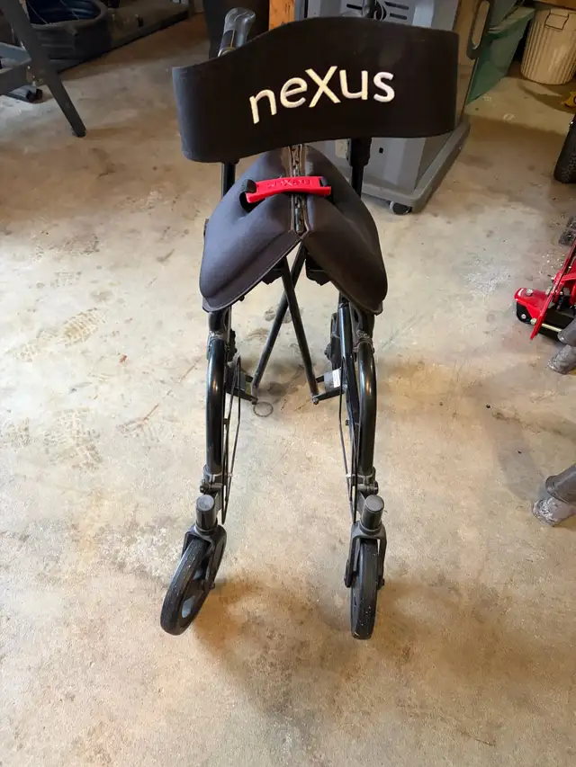 Folding NEXUS Walker - Photo 2
