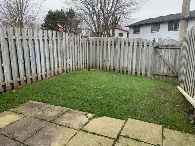 Updated Condo Townhouse for Rent – East End of Stratford, ON - Photo 14