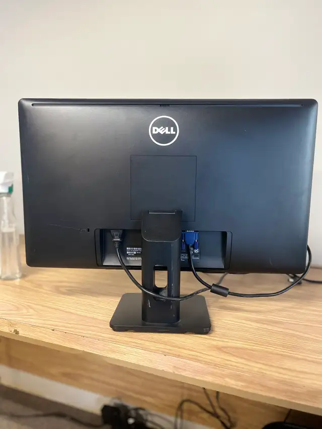 Dell E2414Ht 24"