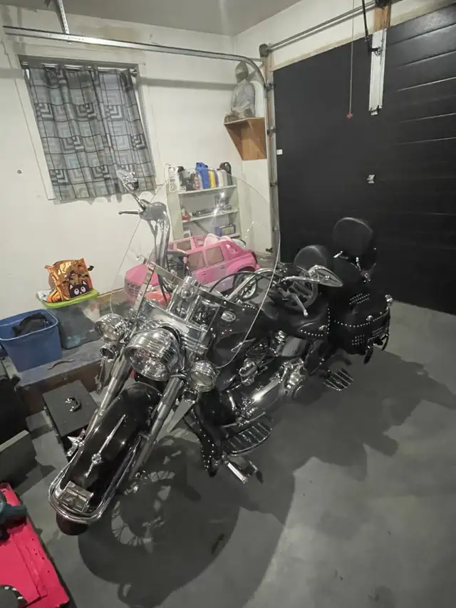 2011 Harley Davidson Heritage Softail Classic - Photo 3