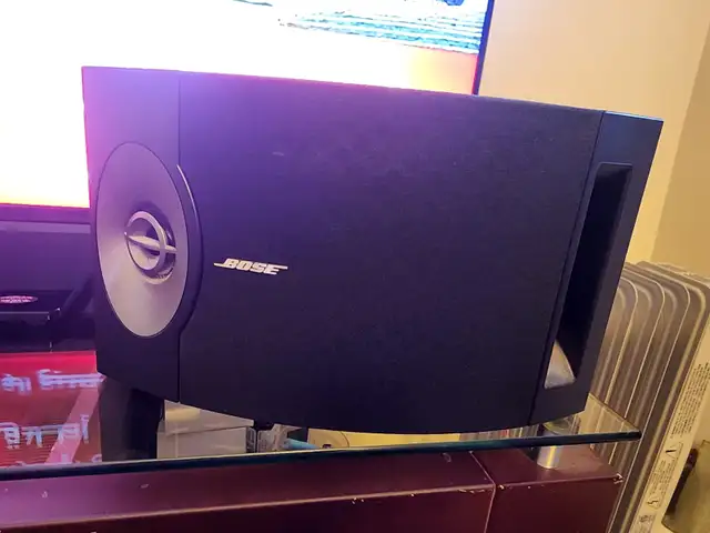 TV 46" , Harman Kardon 5.1 channels. 2 peakers, IPTV box - Photo 6