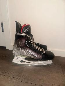 Bauer Hyperlite Skates
