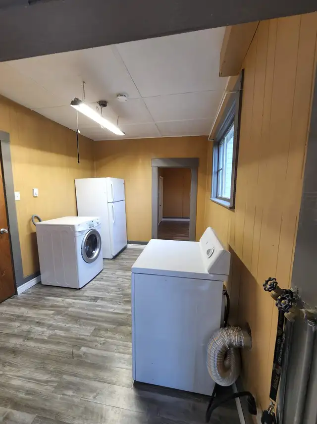 56 Church St #2 - 2BR in St Stephen, Parking, Laundry - Photo 4