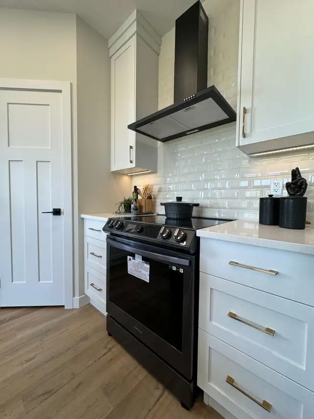 Be the FIRST EVER to live in this brand new Edge Home Bungalow! - Photo 17