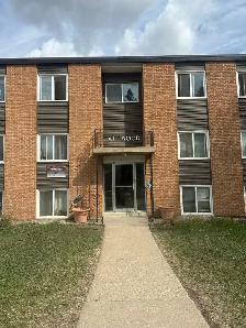 1 Bedroom Suite Near 8th Street