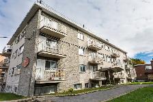 APPARTEMENT 4 1/2 À MONTRÉAL - RÉNOVÉ, CHAUFFÉ