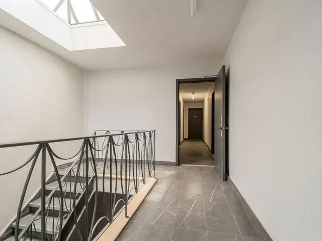 APPARTEMENT 4 1/2 À MONTRÉAL - RÉNOVÉ, CHAUFFÉ - Photo 2
