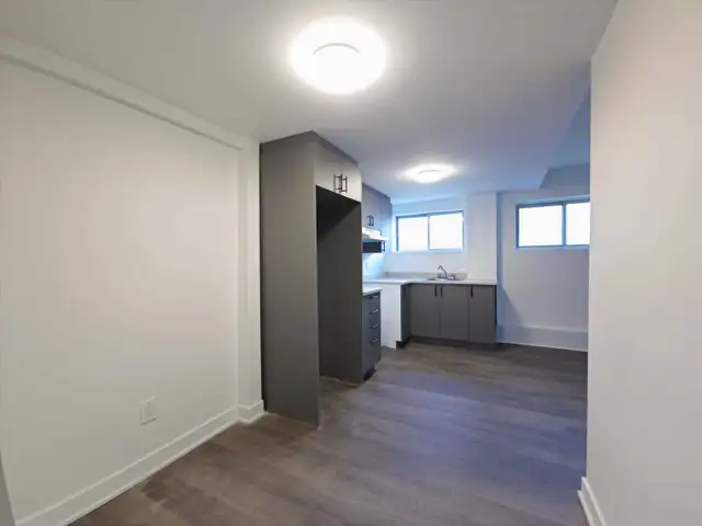 APPARTEMENT 4 1/2 À MONTRÉAL - RÉNOVÉ, CHAUFFÉ - Photo 7