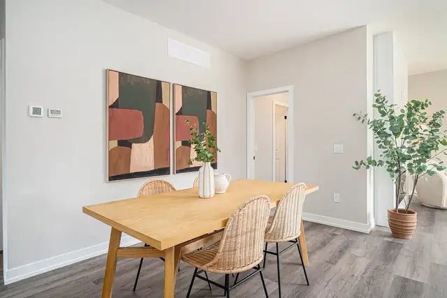 Brand-New 2-Bed / 2-Bath Rental in Mount Forest! $2125/mo - Photo 4