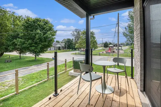 Brand-New 2-Bed / 2-Bath Rental in Mount Forest! $2125/mo - Photo 6