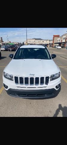 Mint Condition 2016 Jeep Compass