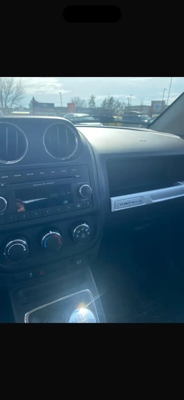 Mint Condition 2016 Jeep Compass - Photo 6