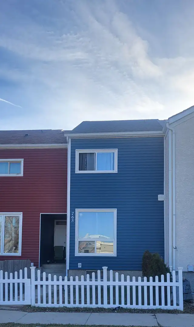 3 Bedroom Townhouse in South Osborne