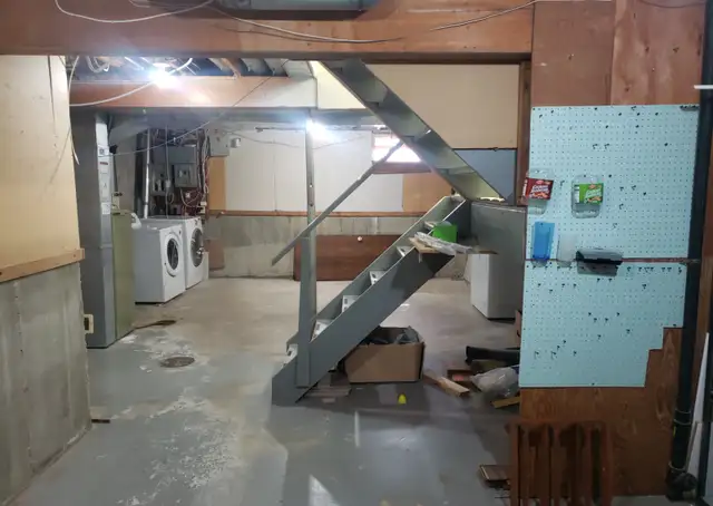 3 Bedroom Townhouse in South Osborne - Photo 12