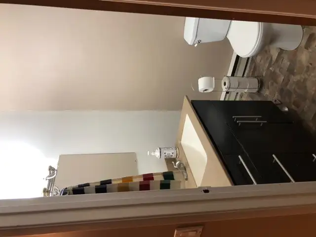 3 Bedroom Townhouse in South Osborne - Photo 14