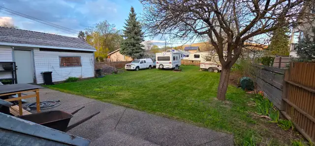 1 Bed, 1 Bath Basement Suite for Rent - Photo 10