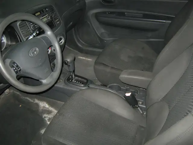 2011 Hyundai Accent GL PETIT BUDGET !! - Photo 9