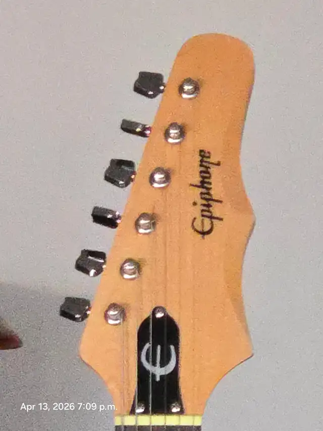 Epiphone Stratt - Photo 3