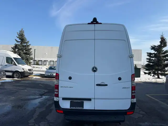 2017 Mercedes-Benz Sprinter Cargo Van 170WB - DUALLY - Photo 7