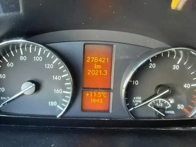 2017 Mercedes-Benz Sprinter Cargo Van 170WB - DUALLY - Photo 17