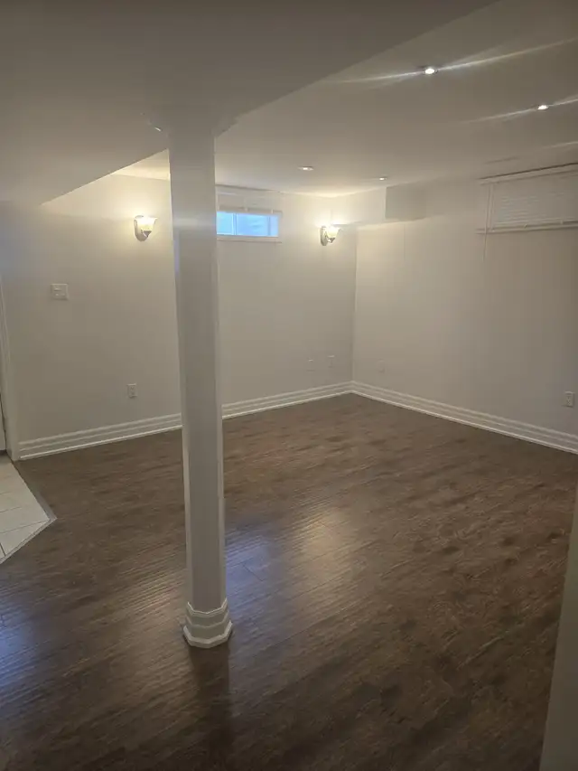 Beautiful 1 Bedroom Basement Apartment – Richmond Hill