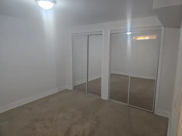 Beautiful 1 Bedroom Basement Apartment – Richmond Hill - Photo 8