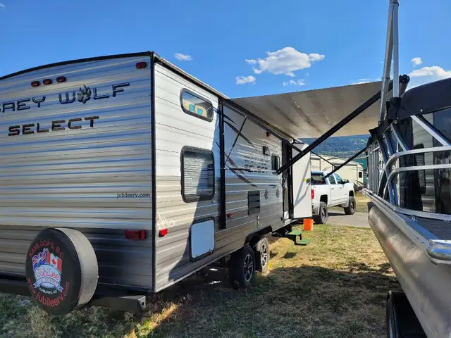 2013 Cherokee Greywolf 28BH for sale - Photo 4