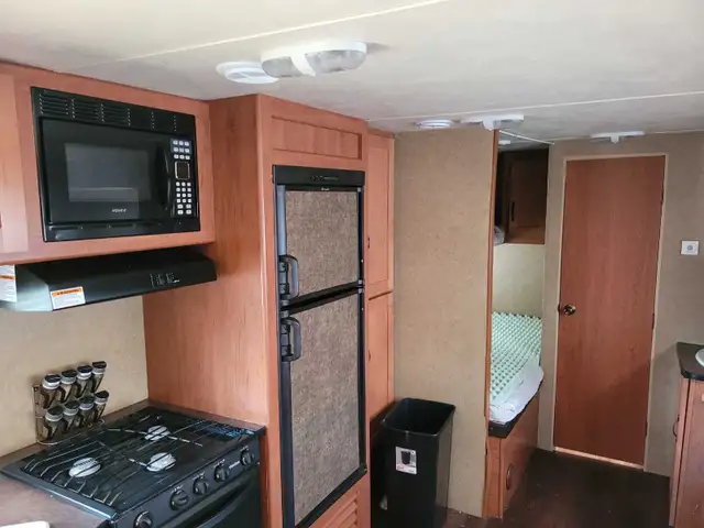 2013 Cherokee Greywolf 28BH for sale - Photo 6