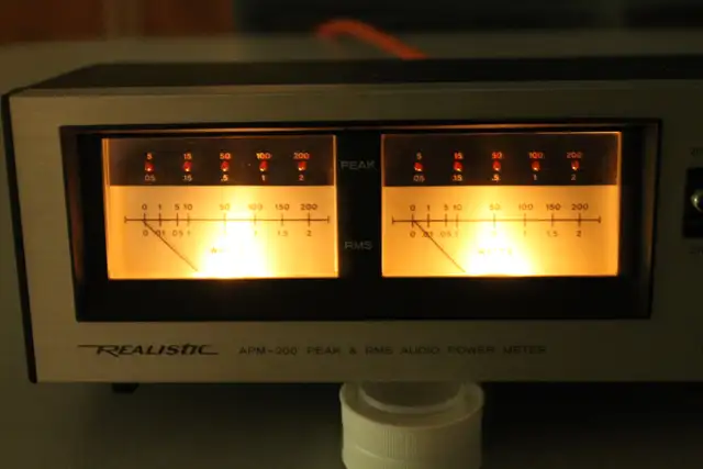 Realistic APM- 200 Analog Stereo Audio Power Meter - Photo 2
