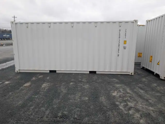 20' and 40' Sea Containers for sale on PEI - Photo 4