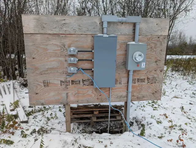 2 Acre Country Serviced Property - Photo 2