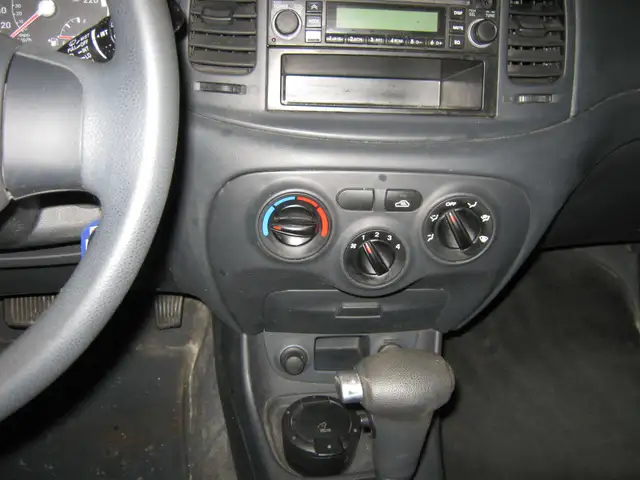 2008 Hyundai Accent L PETIT BUDGET !! - Photo 10