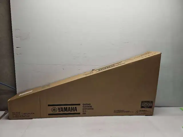 Yamaha FSX830C Acoustic-Electric Guitar, BNIB - Photo 2