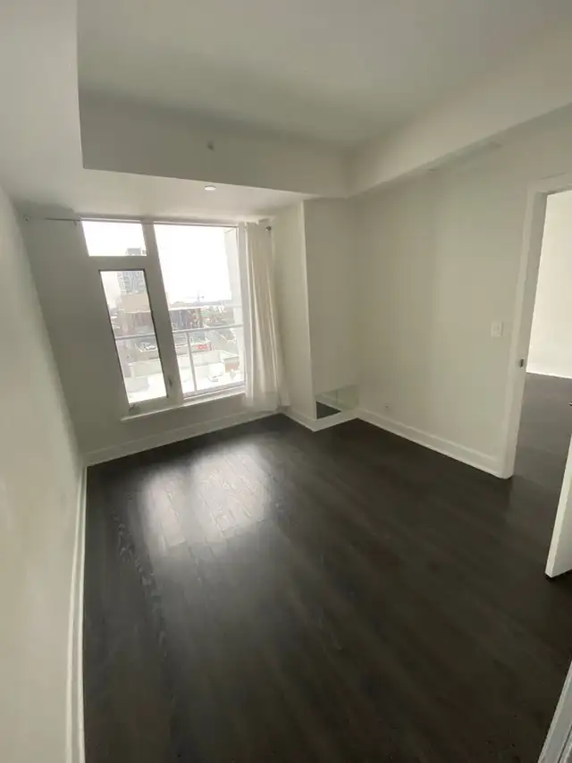 Glebe Condo for rent - Photo 8