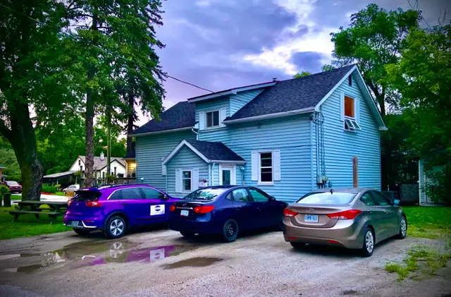 2-Bed Suite w/ Parking & Utilities Included – Barrie - Photo 8