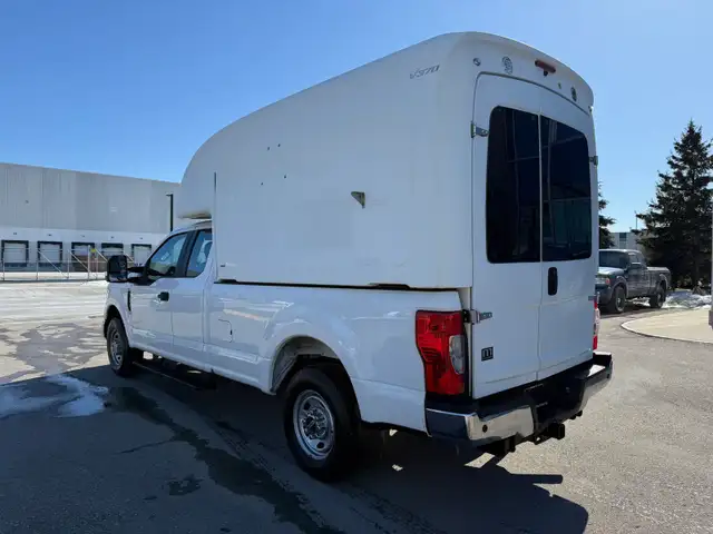 2020 Ford F 350 XLT - WORK CAP - Photo 3