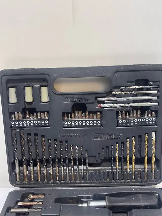 Drill Bit Set - Photo 4