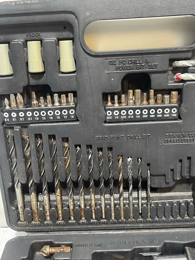 Drill Bit Set - Photo 9