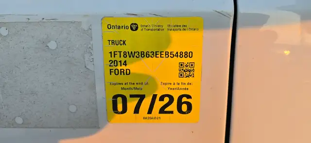 2014 Ford Super Duty F-350 SRW 4x4 - 4 Door - 8FT Box - Tow pack - Photo 12