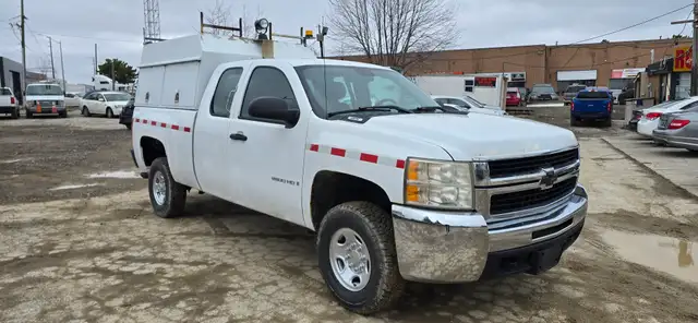 2008 Chevrolet Silverado 2500HD 4x4 - 4 Doors -Utility Box Cover - Photo 3